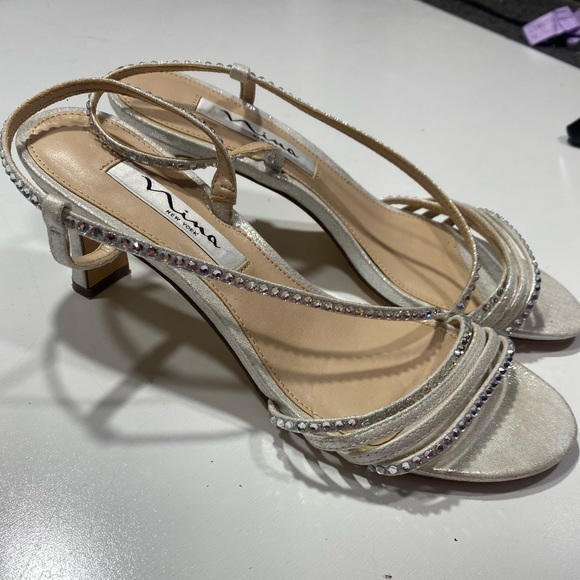 Nina New York Nelena Silver Rhinestone Sparkly Strappy Evening Sandals Size 6.5 - Picture 9 of 16